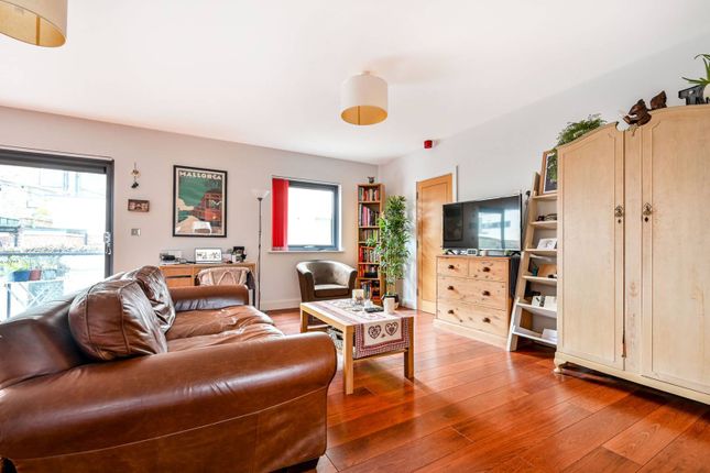 Thumbnail Flat for sale in St Marys Road, Surbiton