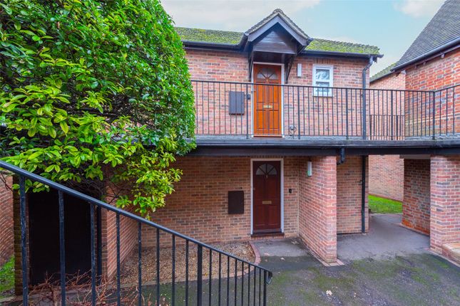 Flat for sale in Burghfield Road, Reading, Berkshire