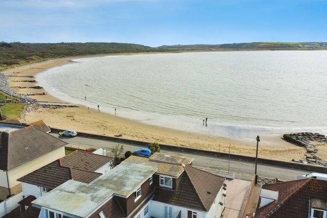 Apartment 3, 72, Beach Road, Porthcawl photo 4