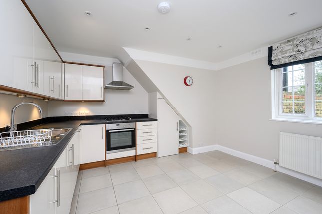 35 Cambridge Road, London photo 3