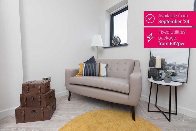 Flat to rent in Houldsworth Street, Manchester
