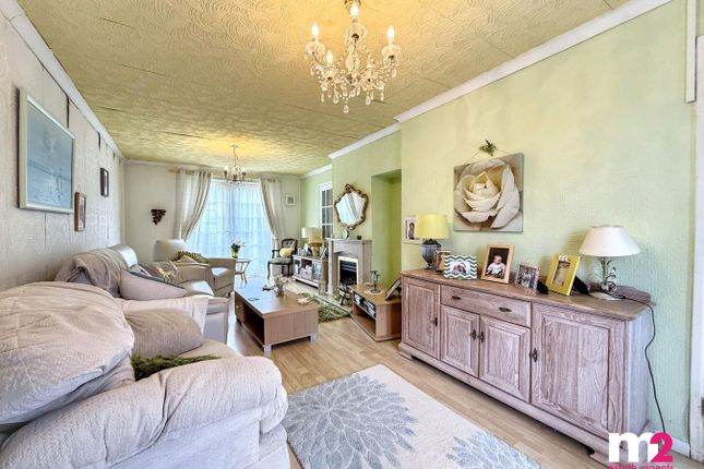 5, Parret Close, Newport photo 4