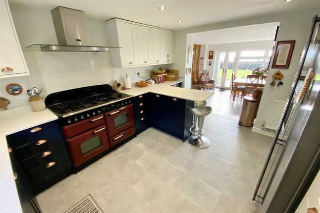 Kitchen-Breakfast Room