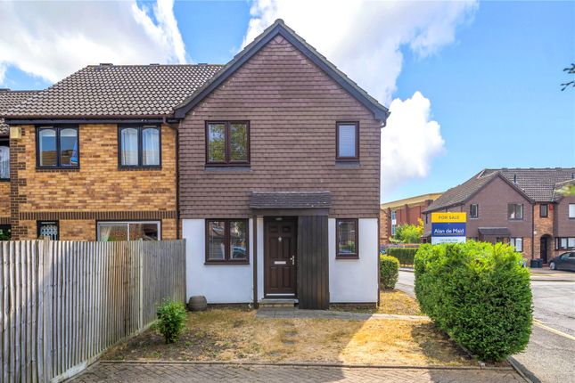 1 bed detached house for sale in Turners Meadow Way, Beckenham BR3