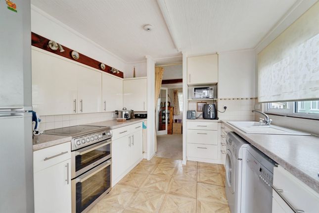 Villa Park, 39, Lodge Road, Bedford photo 2