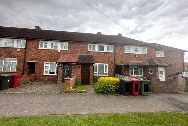 Thumbnail Terraced house to rent in Slough, Berkshire