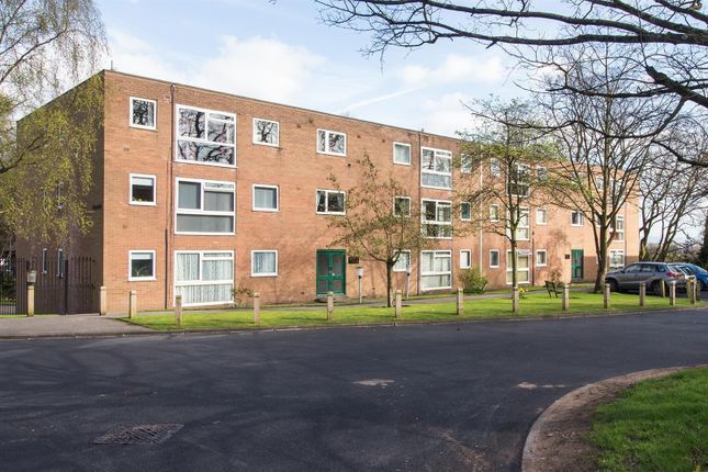 Flat for sale in Catherine House, Heaton Mersey, Stockport