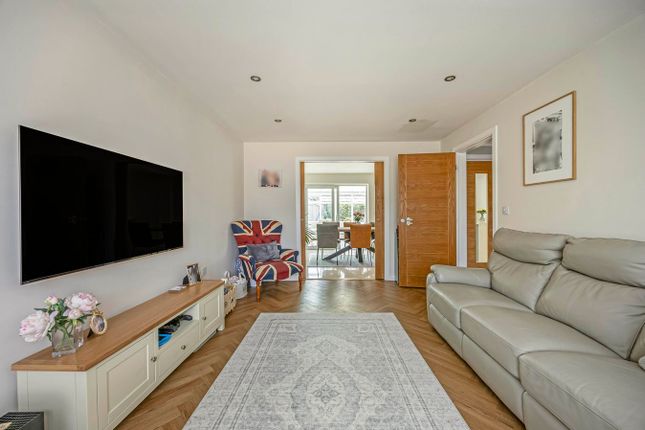 8, Niven Courtyard, Cheltenham photo 4