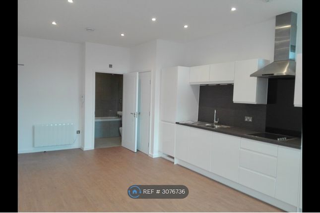 Bath Road, Slough photo 5