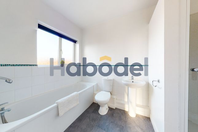 25, Cambridge Court, Bishop auckland photo 2