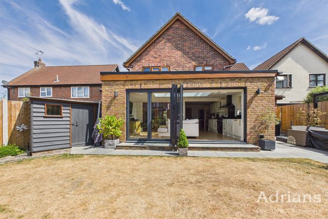 7, Chuzzlewit Drive, Chelmsford photo 4