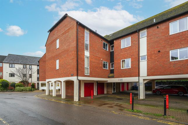Flat for sale in Shakespeare Court, Back Of Avon, Tewkesbury