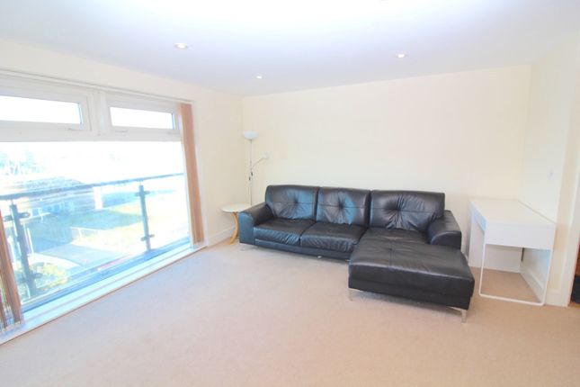 84 Altamar, Kings Road, Swansea photo 5