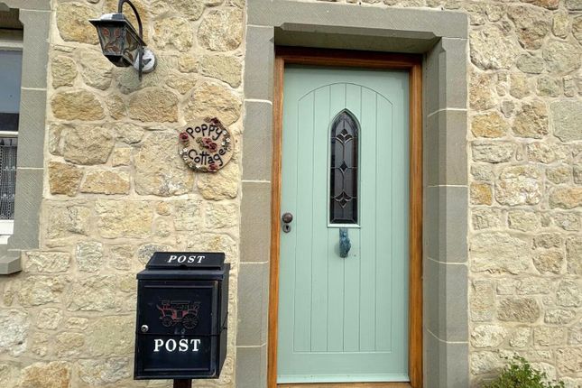 Poppy Cottage, High Street, Ventnor photo 2