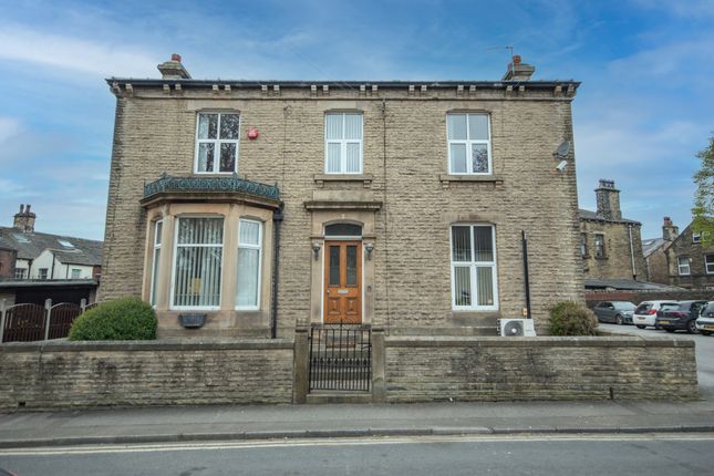 Thumbnail Detached house for sale in Queen Street, Mirfield