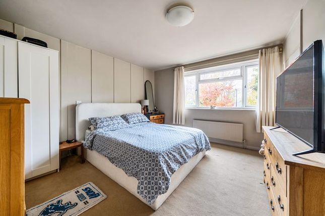 69, Burnt Ash Road, London photo 4