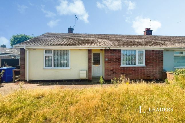 2-bed house on 9, Pound Farm Drive, Suffolk, £205,000