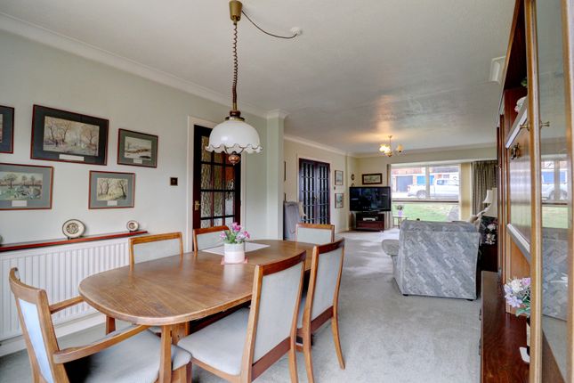 Detached house for sale in Willow Avenue, High Wycombe