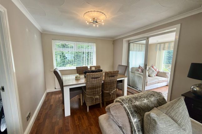 16, Westwood Avenue, Heighington photo 4
