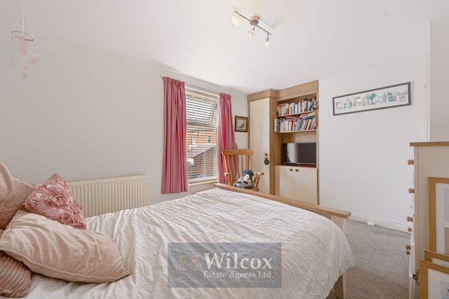 76 Melrose Avenue, Bolton photo 4