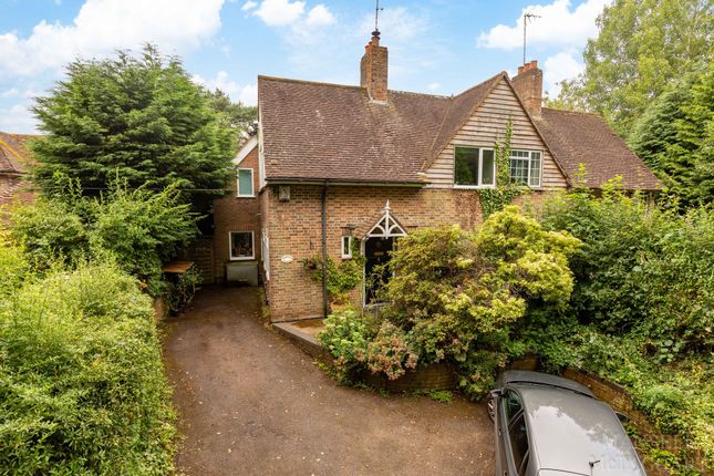 Cottage for sale in Imberhorne Lane, East Grinstead