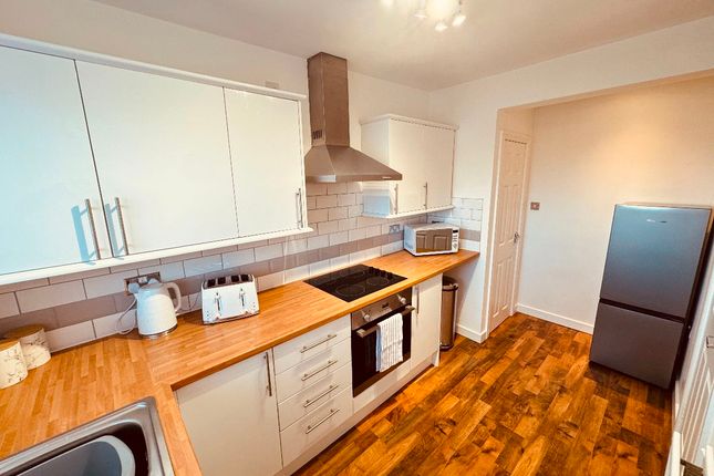 Flat to rent in Park Avenue, Whitley Bay