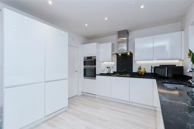 22, Mowbray Drive, Leicestershire photo 3