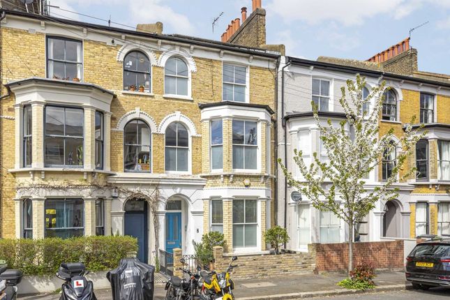 Thumbnail Terraced house to rent in Gateley Road, London