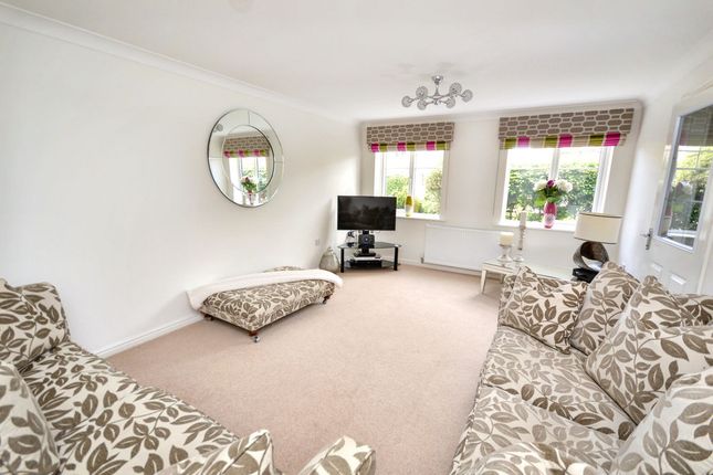 19, Castle Drive, Seahouses photo 4