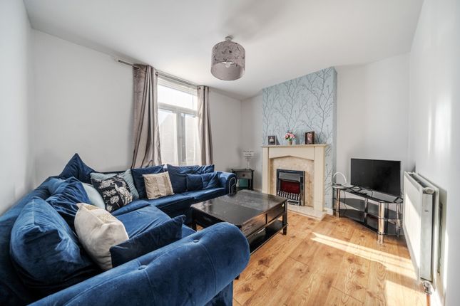 12, Newbury Road, Bromley photo 2