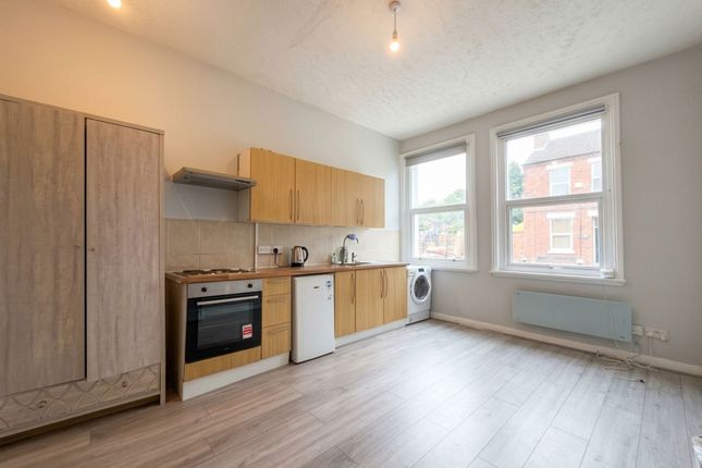 Flat 9, 214 Preston Road, Brighton photo 2