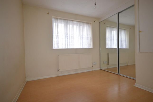 Terraced house to rent in Mermaid Close, Chatham