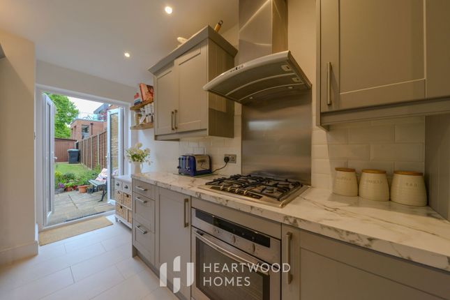 94, Castle Road, St. Albans photo 3