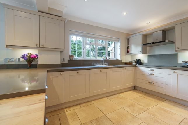 Detached house to rent in Dawnay Close, Ascot