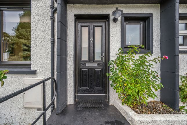 17 Charles Crescent Drymen, Glasgow photo 2