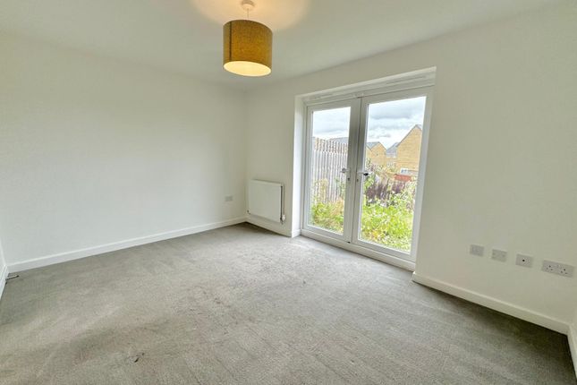 79j, Wykebeck Mount, Leeds photo 3