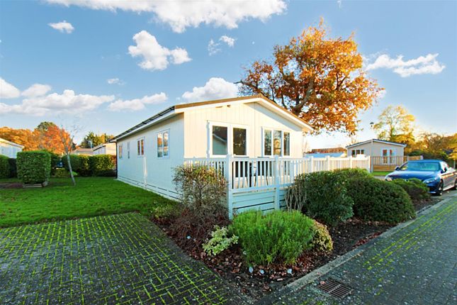 8, Orchard Close, Elm Farm Country Park, Clacton-On-Sea photo 5
