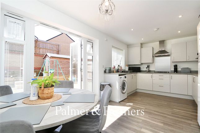 32, Clay Pond Way, Suffolk photo 4