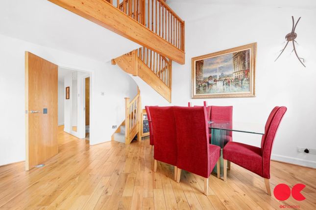 Flat for sale in Equity Square, London
