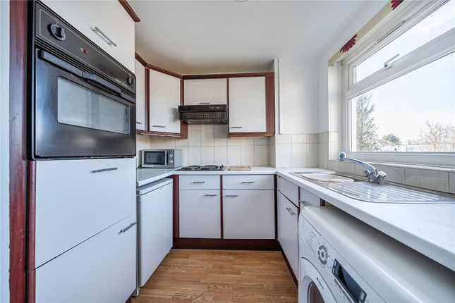 19, Kingsmead, Westerham photo 2