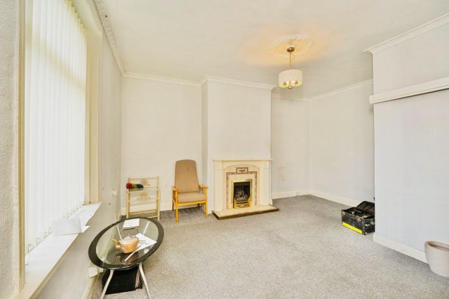 Cutler Heights Lane, Bradford photo 2