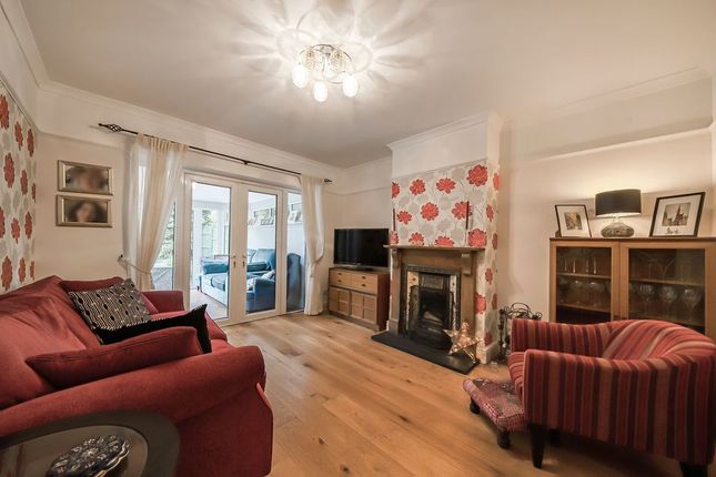 10, Penton Hook Road, Staines-upon-Thames photo 3
