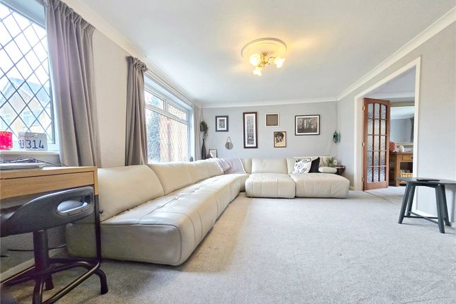 5, Ryde Close, Rossendale photo 2