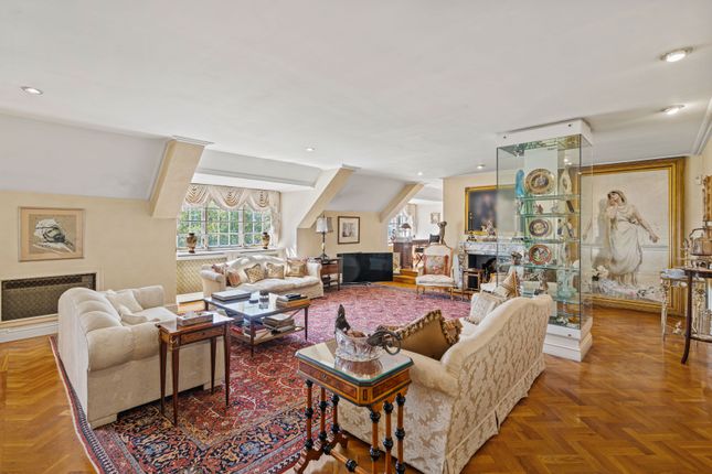 18, 18 Grosvenor Square, London photo 2