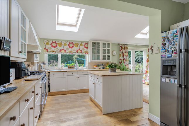58, Oakley Lane, Oxfordshire photo 4