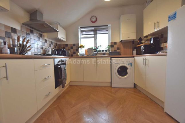 Flat A, London Road, Reading photo 2