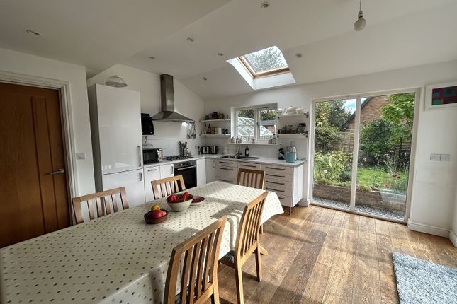 4a Belle Vue Gardens, Brecon photo 2