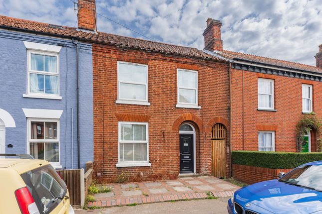 Thumbnail Terraced house to rent in Angel Road, Norwich