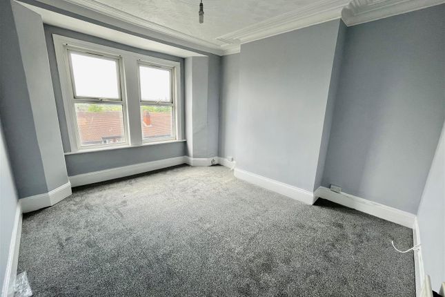 Thumbnail Flat to rent in Brighton Road, Bensham, Gateshead