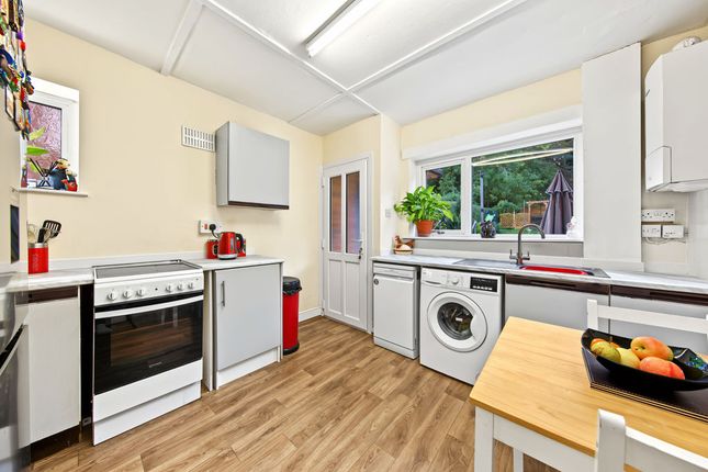 26, Levens Way, Chesterfield photo 3